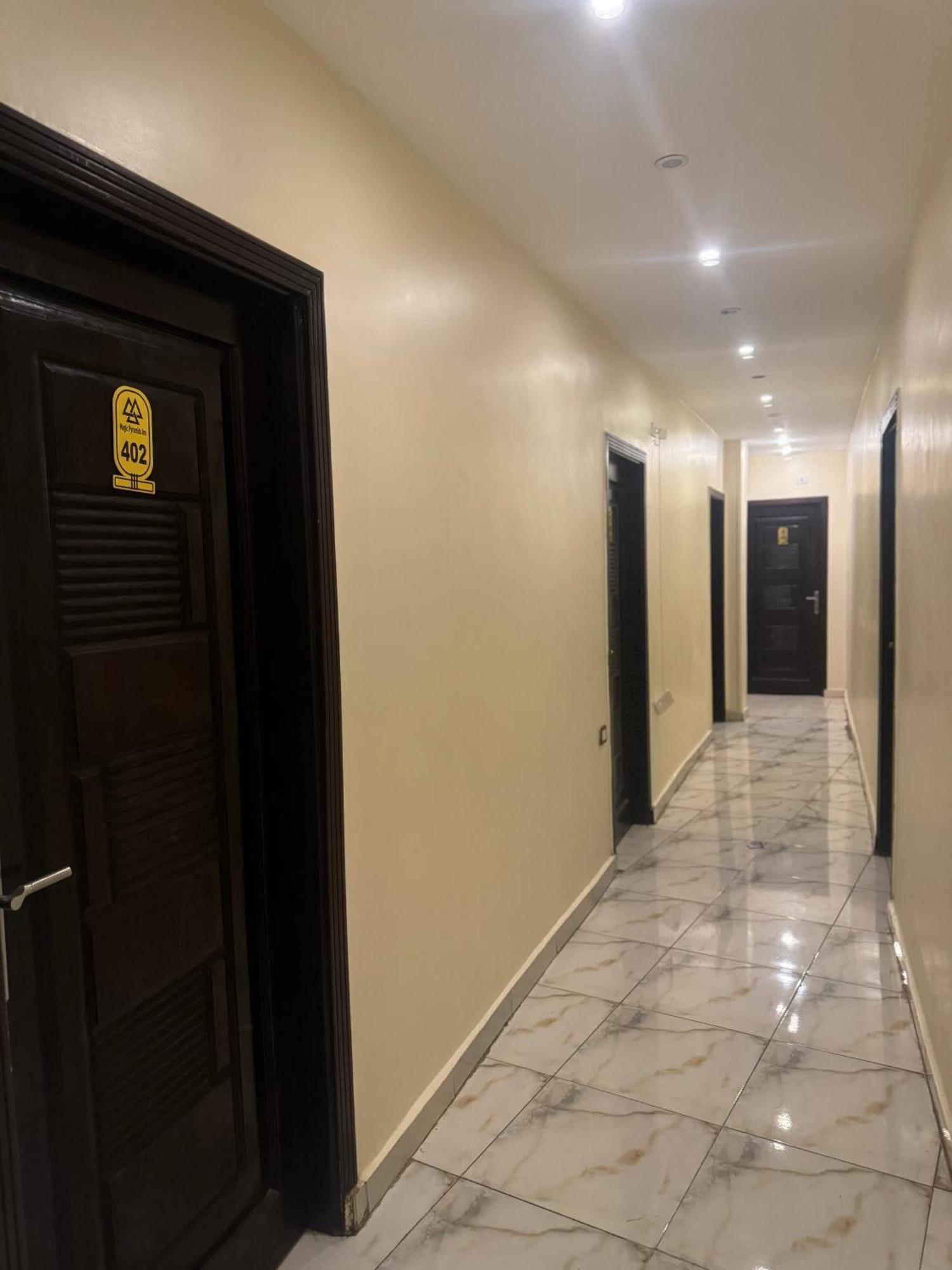Pyramids And Sphinx Hotel Kafrat al Jabal Экстерьер фото