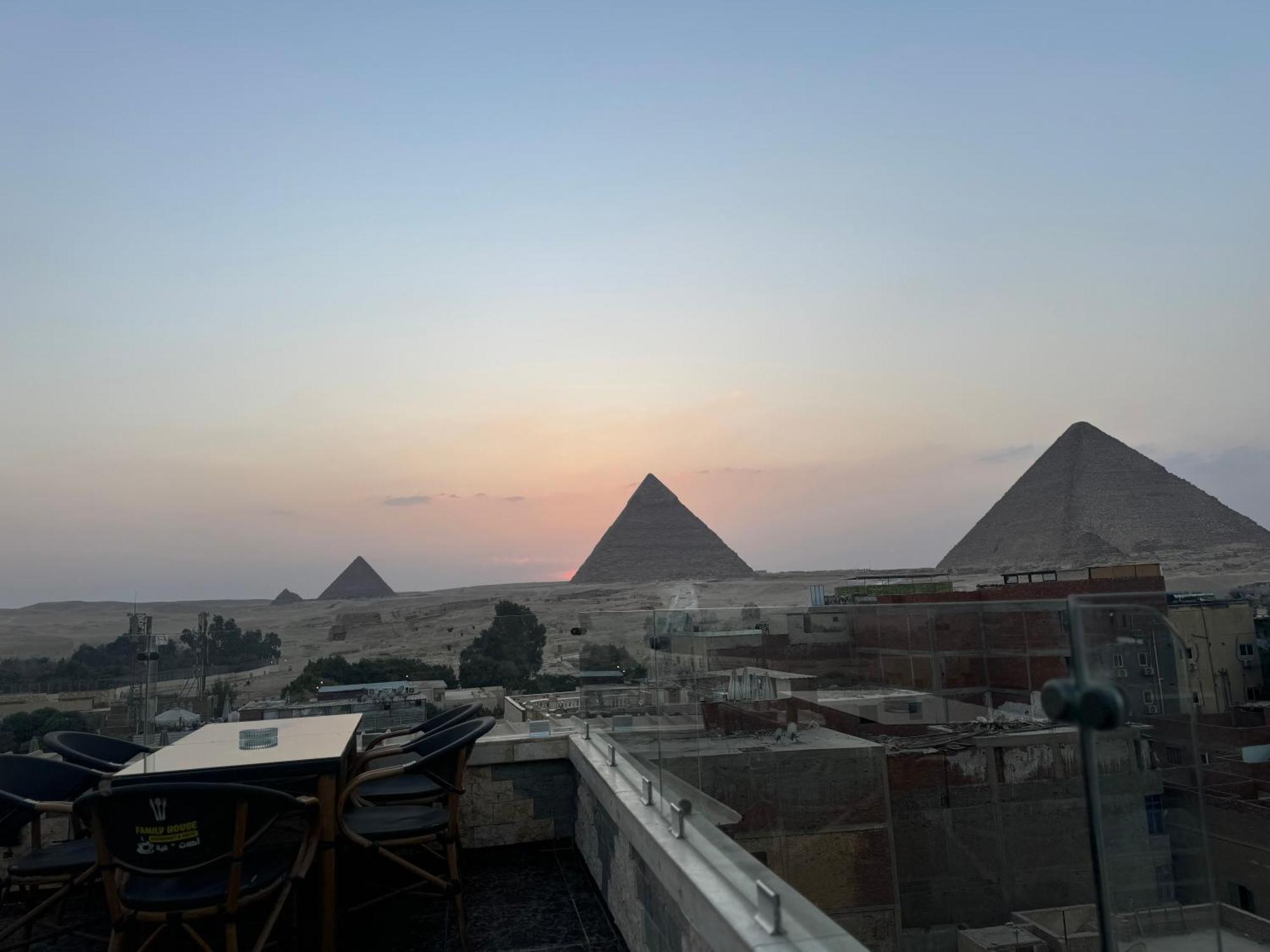 Pyramids And Sphinx Hotel Kafrat al Jabal Экстерьер фото
