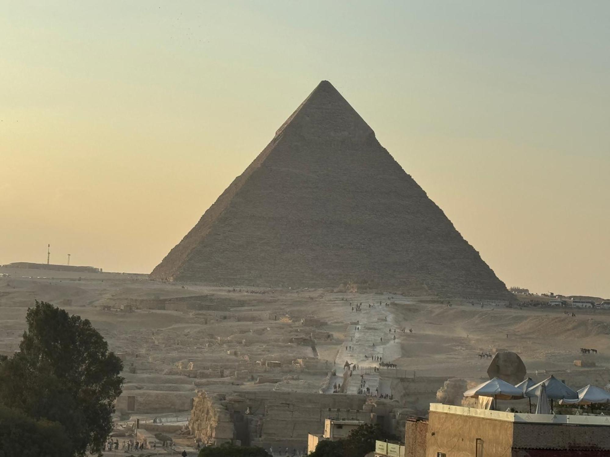 Pyramids And Sphinx Hotel Kafrat al Jabal Экстерьер фото