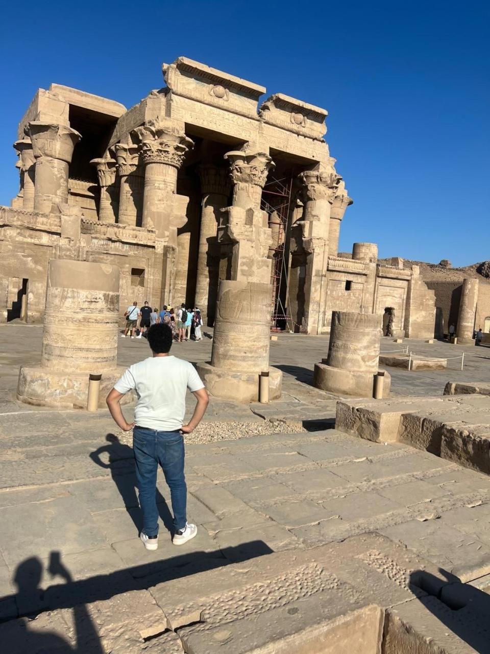 Pyramids And Sphinx Hotel Kafrat al Jabal Экстерьер фото